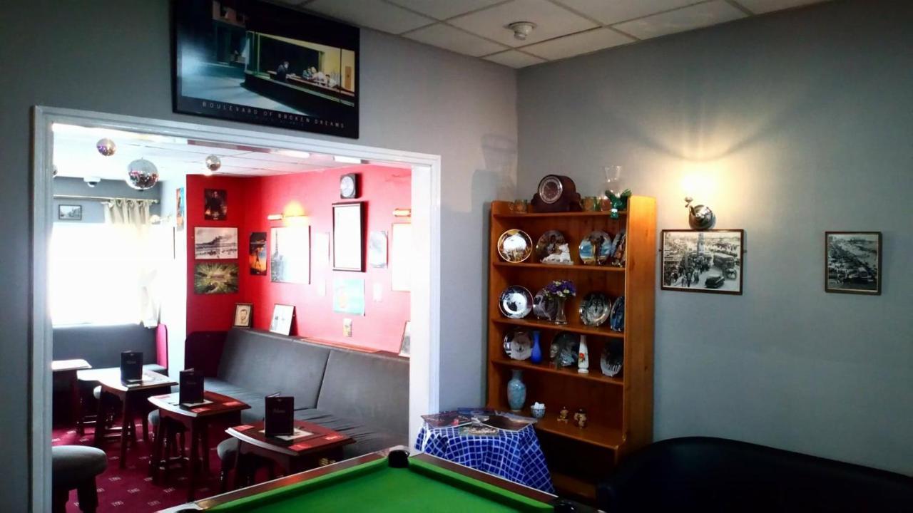 The Wilton International Bed and Breakfast Blackpool Exteriör bild