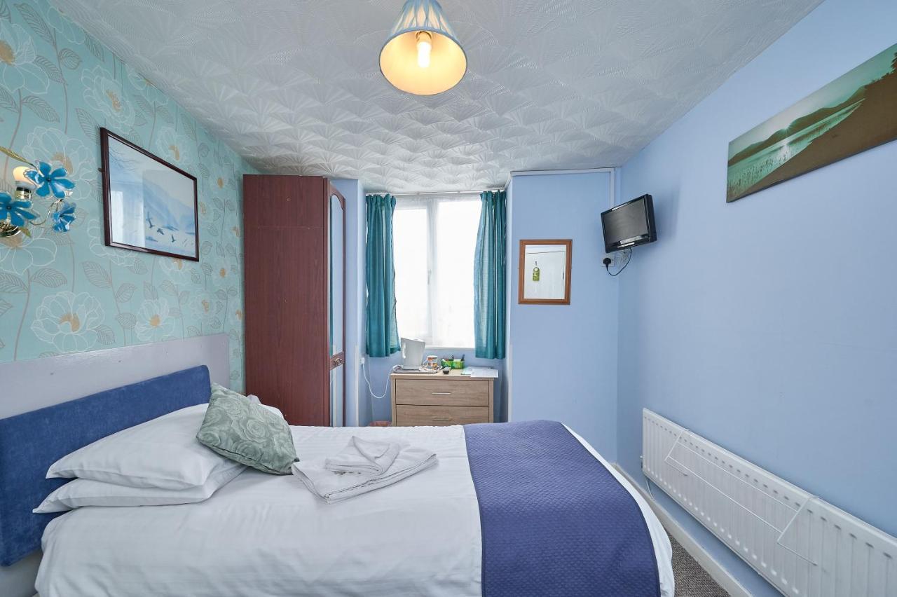 The Wilton International Bed and Breakfast Blackpool Exteriör bild
