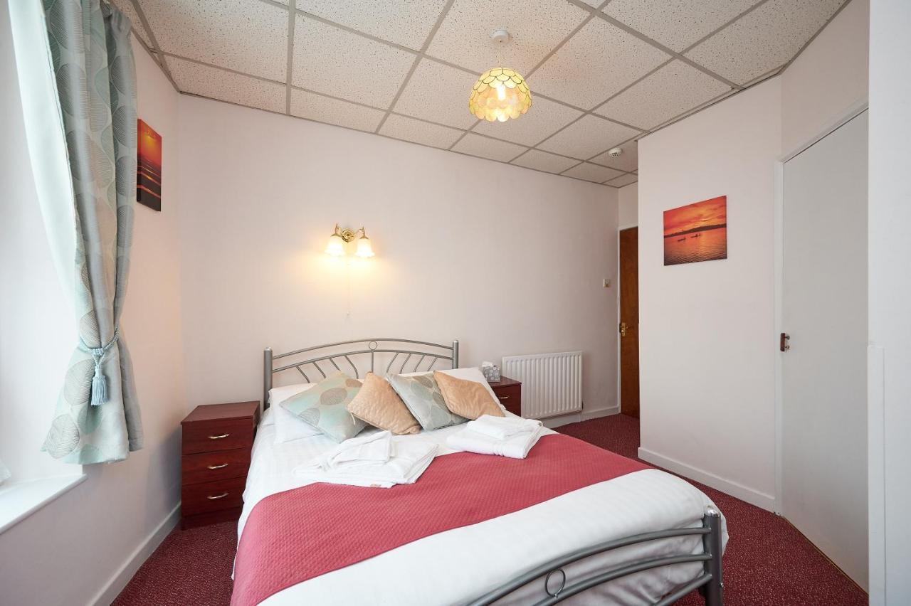 The Wilton International Bed and Breakfast Blackpool Exteriör bild