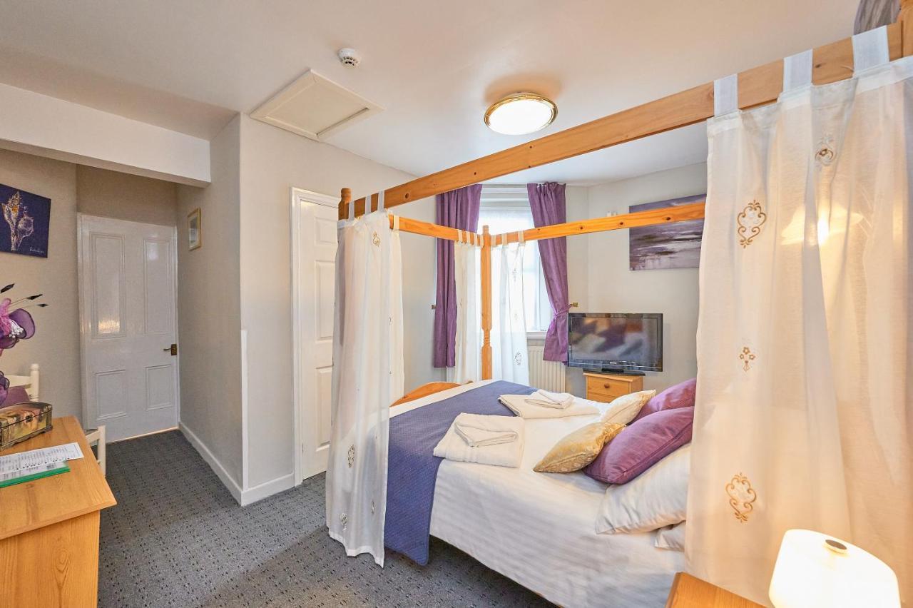 The Wilton International Bed and Breakfast Blackpool Exteriör bild